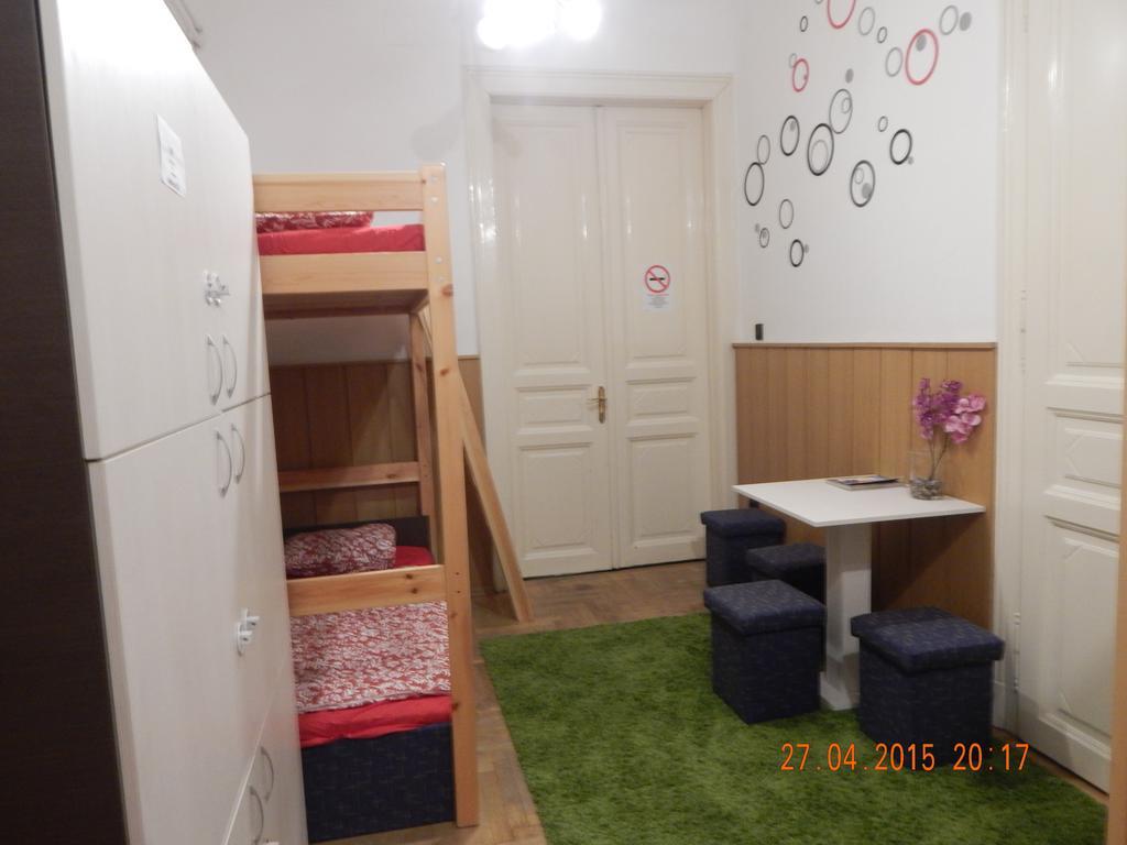 Violet Hostel Budapest Szoba fotó